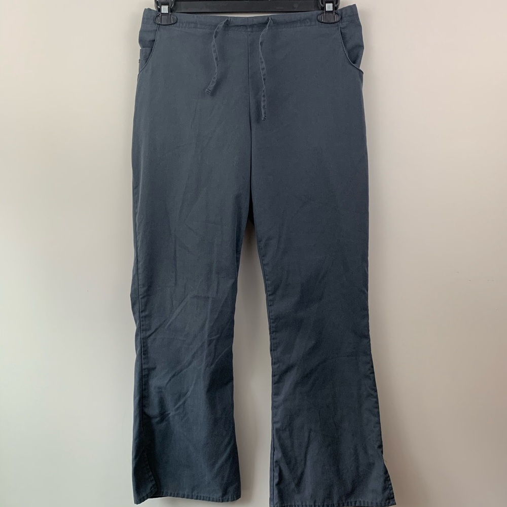 Gem scrub pants- gray